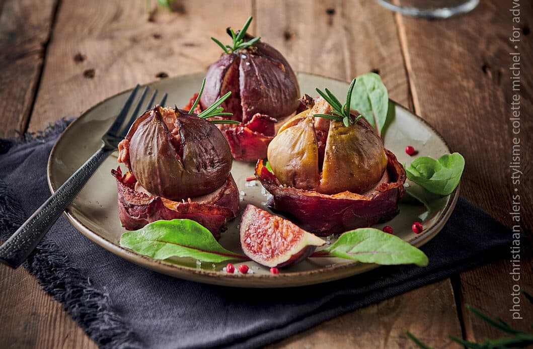 photo culinaire, art de la table avec des figues